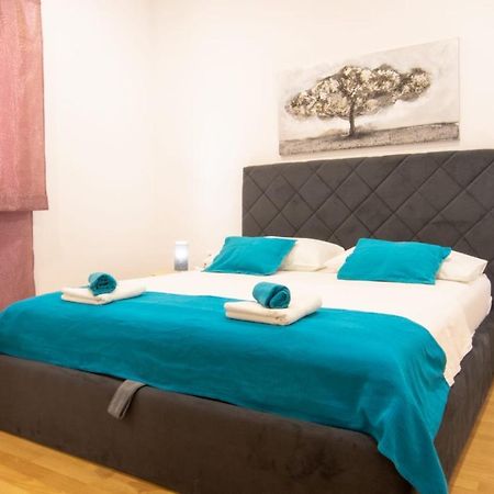 Apartment Cvita Free Beach Parking Makarska Ngoại thất bức ảnh