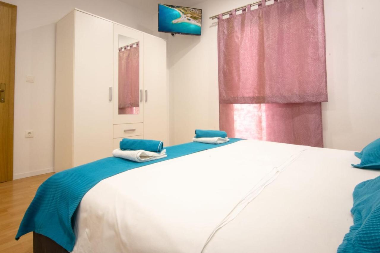 Apartment Cvita Free Beach Parking Makarska Ngoại thất bức ảnh