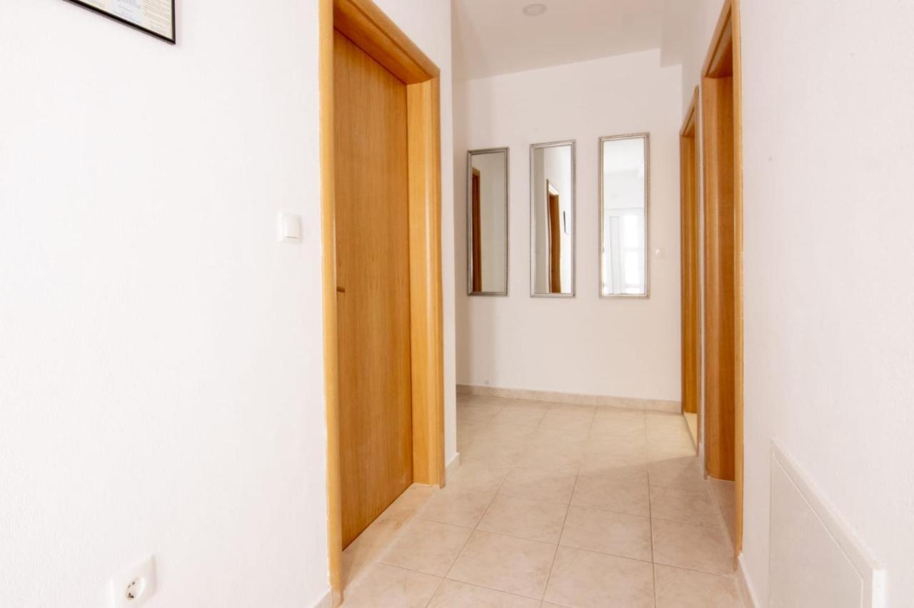Apartment Cvita Free Beach Parking Makarska Ngoại thất bức ảnh