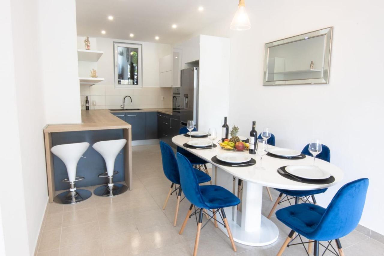 Apartment Cvita Free Beach Parking Makarska Ngoại thất bức ảnh